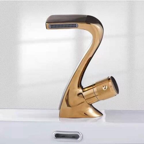 Gold Bathroom Basin Faucet Hot and Cold Black Basin Mixer Faucet Lavotory Faucet Bathroom Vessel Sink Mixer Taps Brass