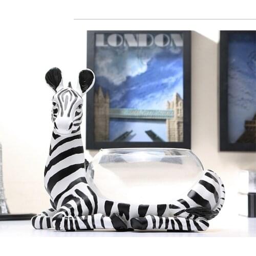 Creative Zebra Statue Fish and Water Creatures Piscine Ornamental Household Resin and Glass Aquarium Gift and Craft Accessories