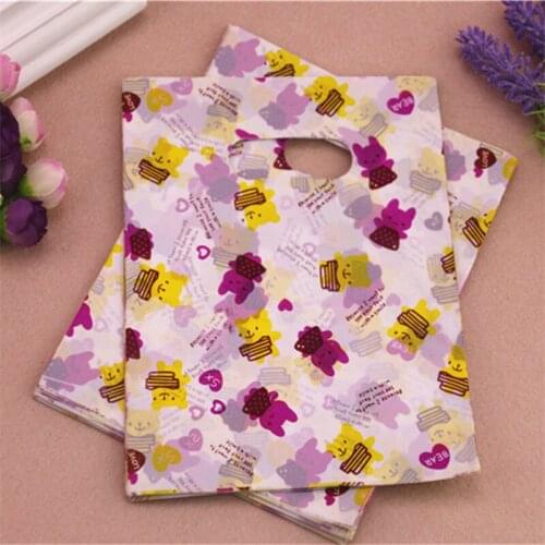 2016 New Design Wholesale 100pcs/lot 15*20cm Lovely Bear Present Packaging Bags Plastic Gift Packaging Bags With Handles