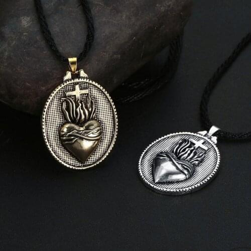 Cxwind Sacret Heart Necklace for women Designer Religious Necklaces Men Christian Amulet Pendant Statement Necklace Jewelry