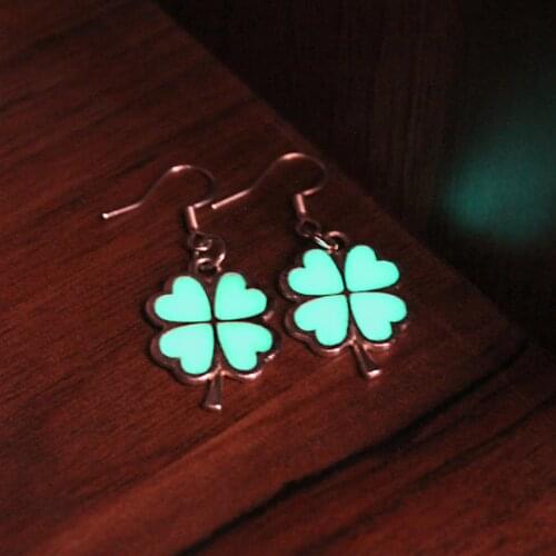 THE Four-leaf clover. Love Ear Cuff GLOW in the DARK Ear earrings Earring Clover eardrop Clip WOMEN girl gift for yours