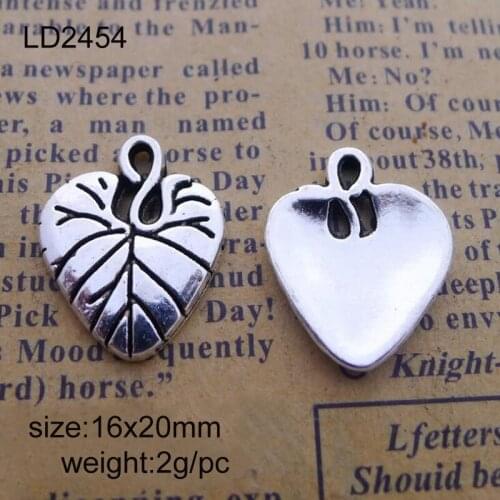 Hot 16x20mm 25pcs Zinc Alloy Heart Charms Antique Silver Plated Charms Pendants Vintage Jewelry Findings Accessories