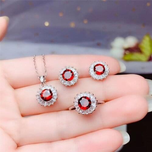 Xin Yipeng S925 sterling silver plated gold inlaid real natural garnet set ring earrings pendant necklace fine jewelry for women