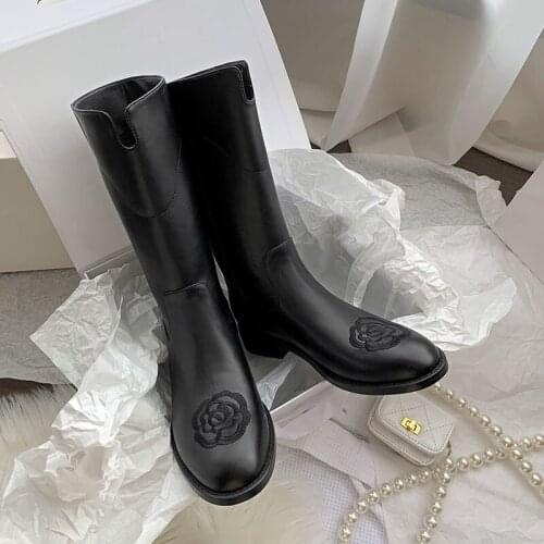 Woman Boots Leather+PU Slip On Embroidery Flowers High Boots Brand Designer Hot Girls Mid-Calf Boots Fashion Ladies Shoes botas
