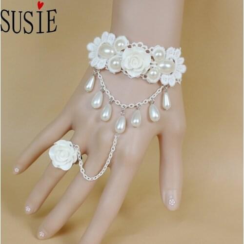 LOVE SUSIE White Rings