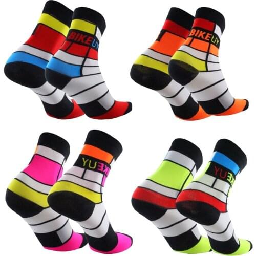 2019 New Bike Socks Men Bicycle Professional Brand Sport Socks Protect Feet Breathable Wicking Cycling Socks