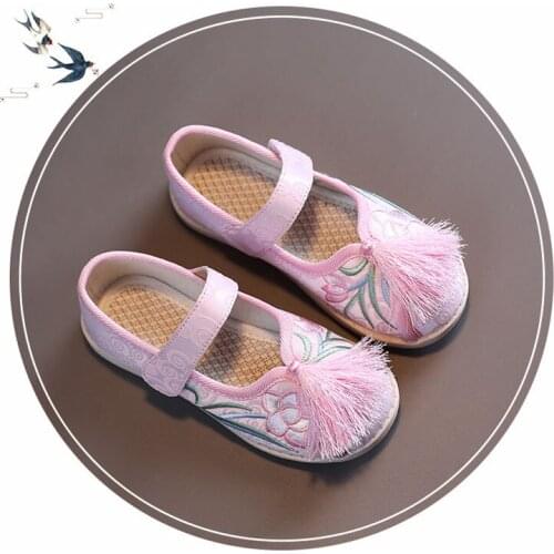 Tassel attached Girls embroidery fabrica shoes breathable fashion shoes