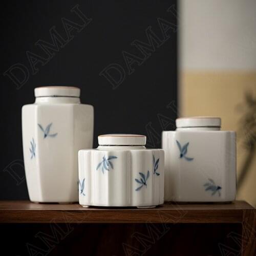 Blue and White Porcelain Storage Jar Overglaze Portable Small Seal Tea Caddy Creativity Living Room Desktop Candy Organizer