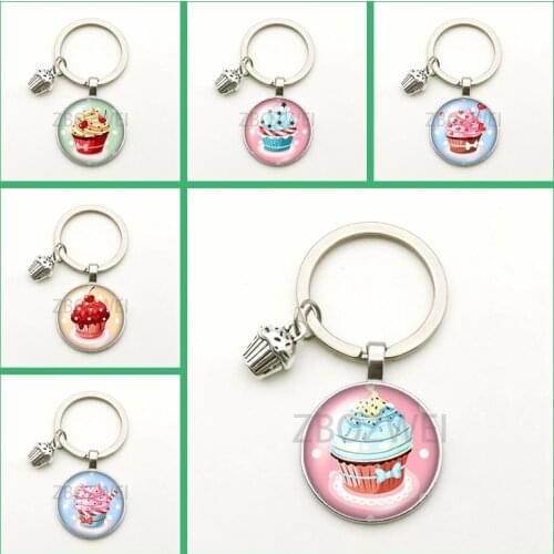 Creative Small Cake Pendant Keychain Retro Cute Glass Round Jewelry Key Ring Fashion Charm Bag Key Chain Gift Parents Souvenir