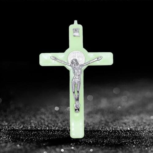 Christ Jesus Cross Luminous Glow in the Dark Pendant Crucifix Ornaments Charm Necklace Making