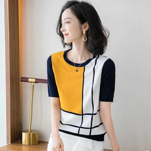 Ice silk knit short-sleeved t-shirt women summer new Korean style thin loose and thin color matching top