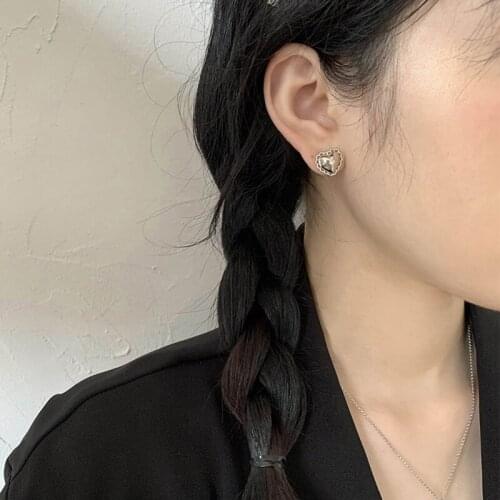 New Heart Lace Stud Earrings For Women Fashion Korea Vintage New Trendy Punk Hip Hop Female Commuter Student Jewelry BOYULIGE