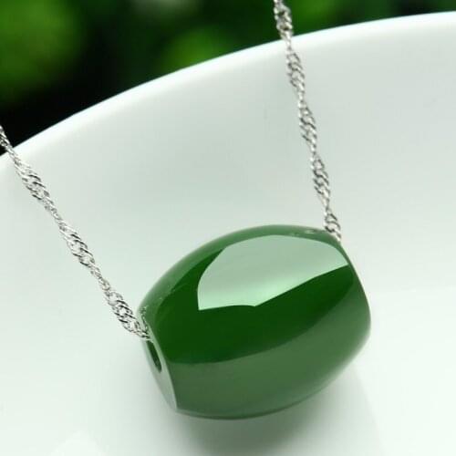 The new 2017 natural and nephrite jade bead necklace with 925 silver jewelry delivers a gift to the lucky woman J fine fashion j