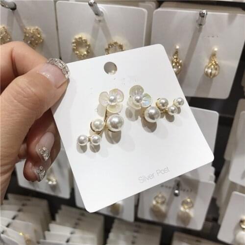 New White Imitation Pearl Round Circle Flower Stud Earrings Women Gold Color Earings Korean Jewelry Brincos Statement Earrings