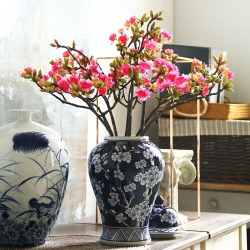 Blue and white ceramic Ginger jar vase home decorate porcelain temple jar vase