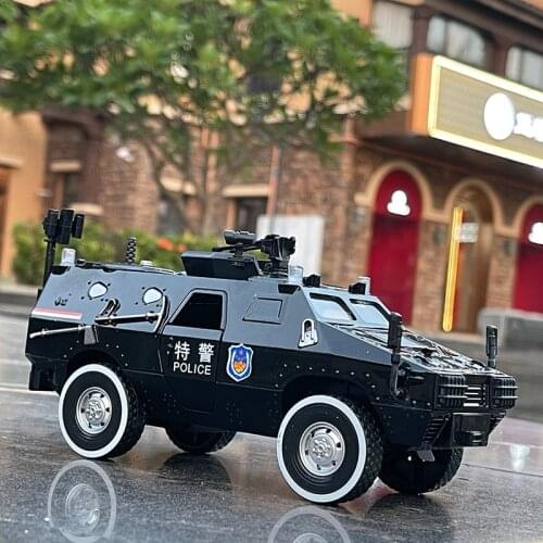 1:24 Jeeps Refit Armored Car Alloy Car Diecasts Toy Off-road Vehicles Tank Model Metal Police Explosion Proof Car Childrens Gift