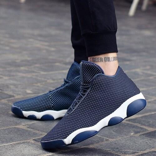 New Brand Mens Basketball Shoes Retro Basketball Boots High Ankle Shoes Plus Size Mens Sneakers