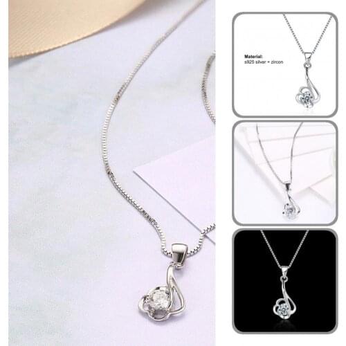 Female Stylish Cubic Zirconia Women Necklace Compact Clavicle Necklace Flower Shape for Gifts