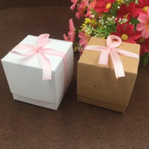 100pcs paper Candy Box Wedding Favors and Gifts Boxes candy Box blank kraft storage box for stud ear/pendant girl accessories