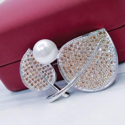 Leaves Brooch Pins With 3A Champagne CZ Micro Set Garment Jewelry Imitation Pearl Broche Bijoux Women Brooches Joyas for Scarf