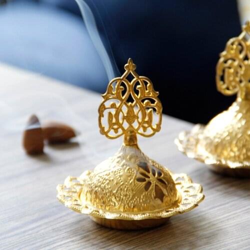Creative golden luxury hollow metal incense burner exquisite desktop incense burner aroma diffuser decoration