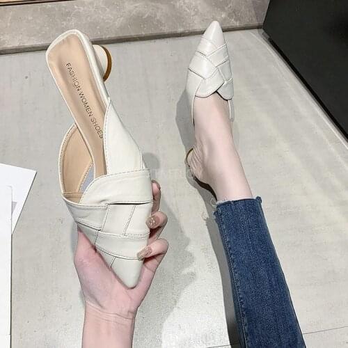 Womens Shoes Slippers Summer 2021 New Fashion Outdoor Pointed Muller Zapatillas Mujer Casa Sapatos Femininos Flip Flop