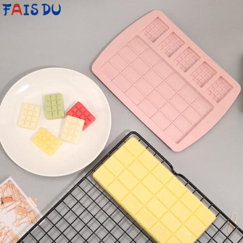 FAIS DU Forms For Waffles