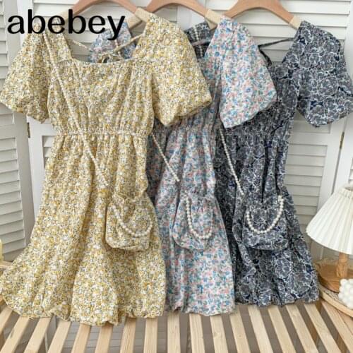 2021 New Summer Fashion All-match square collar puff sleeve Dress high waist slim floral Dress with pearl chain bag