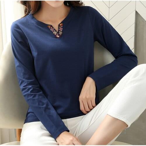 2021 Long Sleeve Womens T-shirt Cotton T Shirt Embroidery V-Neck Tees Top Femme Spring Autumn Solid Plus Size Women Clothing