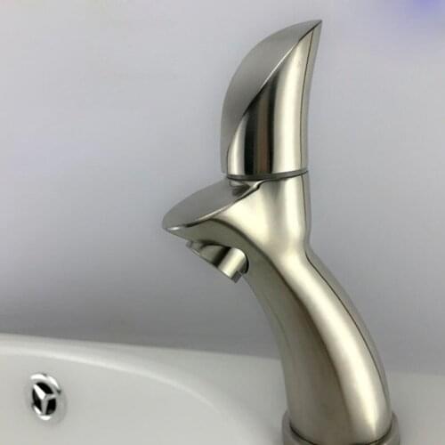 JMKWS Designer Sitting Bathroom Sink Faucet Thumb Shape Basin Faucets Single Cold Washbasin Mixer Stainless Water Taps Brushed