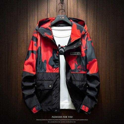 Fashion Streetwear Camouflage Patchwork Windbreaker Jackets Men Spring Autumn Jackets Casual Military Outerwear Male