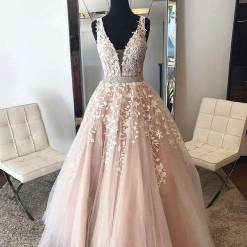 Tender pink V-neck Lace Beaded Elegant A-line Prom Dresses Tulle Appliques Long robes de soirée Evening Dresses 2021