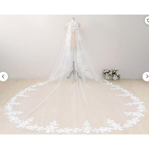 Beautiful Lace Edge Veil,Cathedral Veil Lace,Flowery Wedding Veil,Floral Bridal Veil,Chapel Veil Ivory,Regal Length Veil,Sparkle