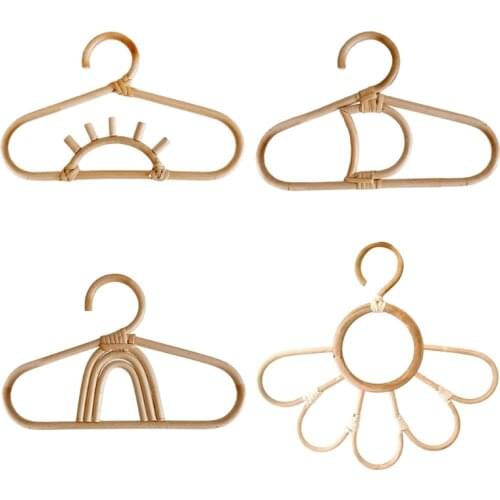 94PF Rattan Wall Hooks Sun/Moon/Sunflower/Rainbow Kids Garments Organizer Rack Clothes Hat Hanging Hook Rattan Hanger Kids Room