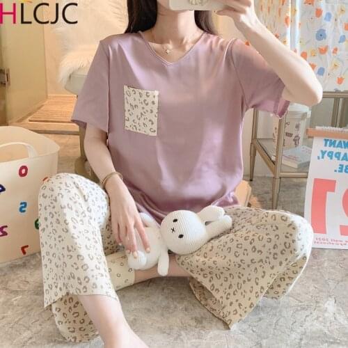 2021 New Ice Silk Womens Short Sleeve Pajamas Leopard Print V-Neck Wide Leg Pants Womens Home Clothes Wholesale Pyjamas Femme