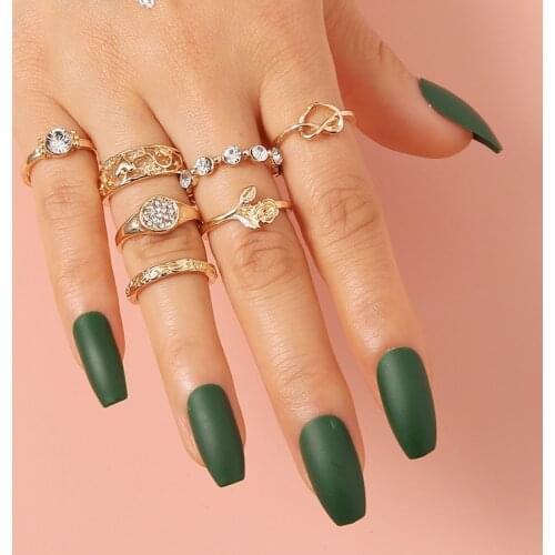 7 Pcs /Set Bohemian Vintage Gold Winding Love Rose Flower Zircon Personality Ring Set for Women Joint Ring Fashion New Jewelry