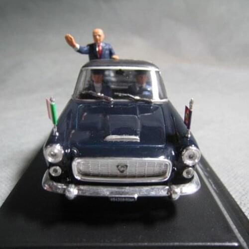 Diecast 1/43 LANCIA Rome 2009 Presidential Review Alloy Model Car Napolitano Vehicle Metal Traffic Gifts Souvenirs Ornaments