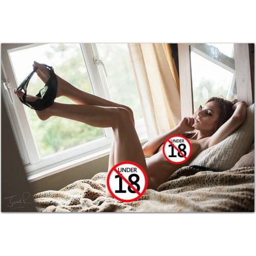 Simple Wall Art Sexy Beauty on the Bed Poster and Print Canvas Paintings for Bedroom Living Room Decor