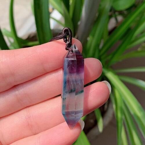 Healing Stone Amulet Jewelry Natural Crystal Necklaces Green Purple Fluorite Quartz Bullet Hexagonal Pendulum Pendant Necklace