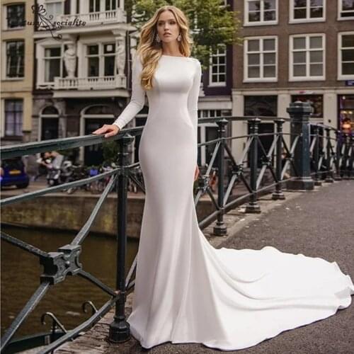 Long Sleeve Wedding Dresses Mermaid Bridal Dress 3D Flowers Pearls Button Backless Elegant Bridal Gowns Vestido De Noiva 2021