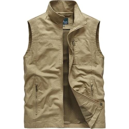 2021 New Spring Summer Vest Multi Pocket Fishing Photograph Waistcoat Breathable Mesh Work Tactical Sleeveless Jacket Coats