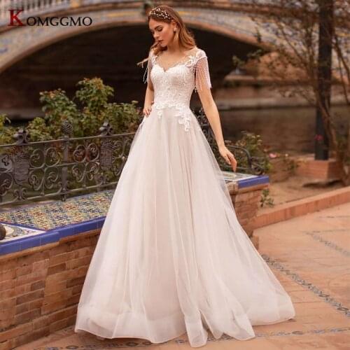 Elegant V-Neck Tassel Button Back A-Line Wedding Dress Luxury Embroidery Appliques Tulle Cap Sleeve Sweep Train Bridal Gown