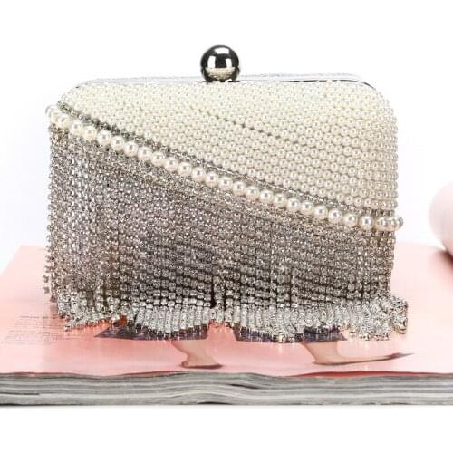 TAIHYBZ Women's Clutches On A Chain