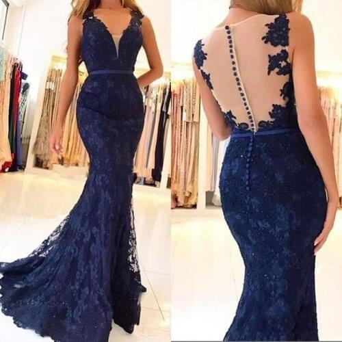 Hot Sale 2020 Sexy V Neck Long Evening Dresses Lace Appliques Mermaid See Through Back sleeveless Beautiful Prom Gowns
