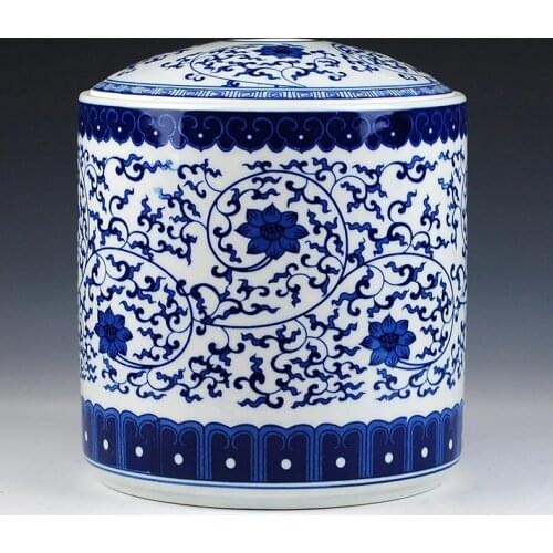 Jingdezhen ceramic Antique Porcelain temple jars blue and white ceramic ginger jar