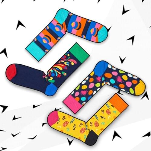 4 Pairs/lot New Swedish National Style Mens Sports Socks Fashion Colorful Soft Breathable Cotton Mid-tube Socks Funny Socks Male