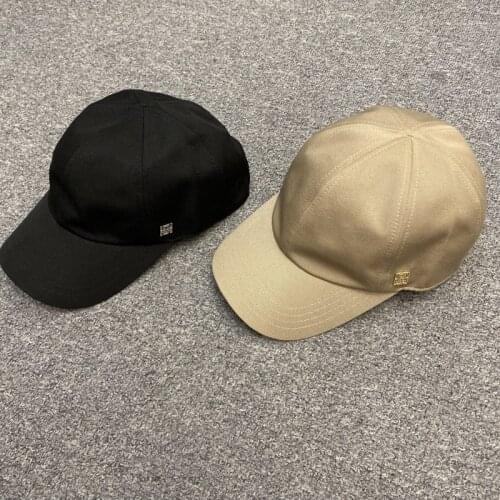 Casual baseball Hat Soho Cap khaki black Woman classic cotton monogram badge Hats