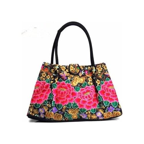 Nice national floral embroidery women shopping handbags!Hot bohemian embossing lady Hasp casual totes all-match canvas Carrier