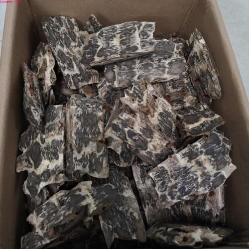 High Quality Natural Black Oil Agarwood Old Material Incense Home Fragrant Wood Good Healthy Natural Aroma Diffuser For Home