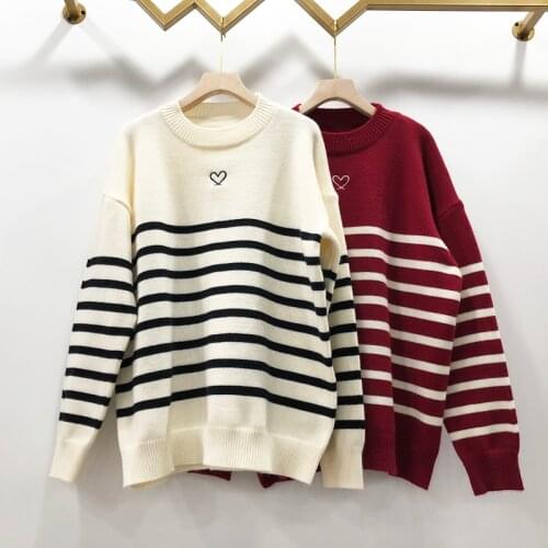 Japanese striped sweater restoring ancient ways is han edition joker love female new winter coat languid is lazy knitted wears o